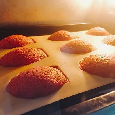  玛德琳|草莓酱夹心玛德琳