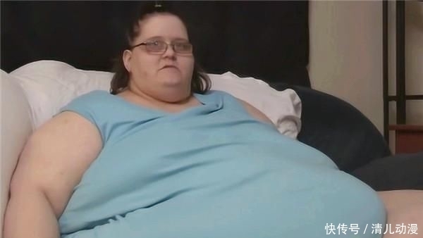 现状|美国女孩因体重1450斤走红,后被富豪娶回家“供养”,现状如何?