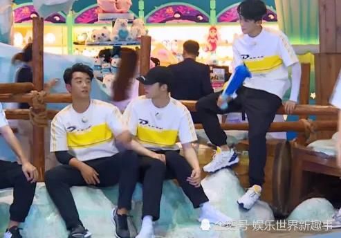 令人感动|郑恺为何拒绝baby的挑战,反而让何洛洛上场?真相令人感动!