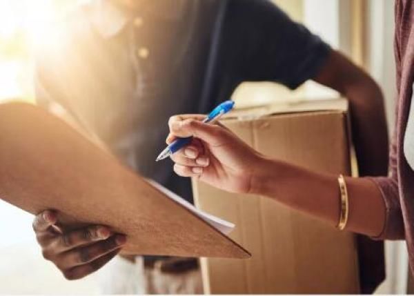 货到付款|大连一老太收到货到付款的快递！打开一看竟是男士腰带