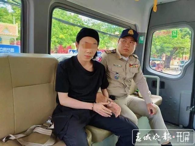  在家|一大学女教授与丈夫在家遇害！警方通报：受害者亲属有重大作案嫌疑