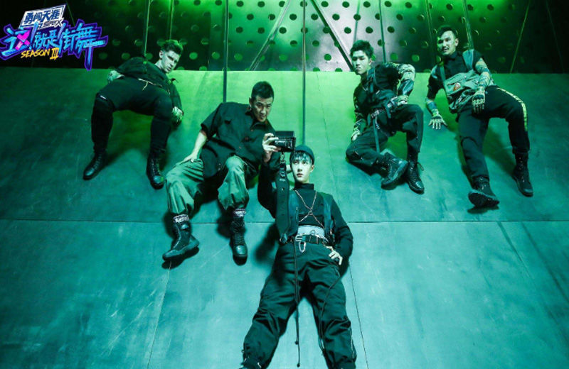  王一博|《街舞3》队长6天6夜连轴，王一博直言受不了，钟汉良在硬撑