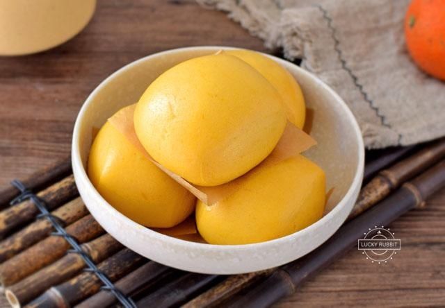  组织|一次发酵法做的南瓜馒头，表面光滑无凹陷，组织细腻，松软香甜