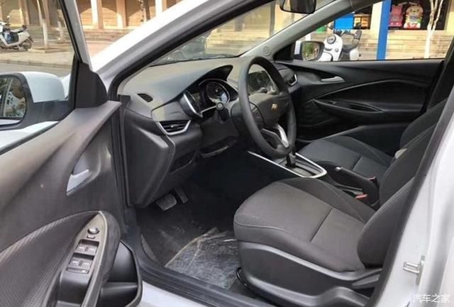 扛不住|又一合资“扛不住”了!科沃兹跌至5.9万,不比捷达更香?