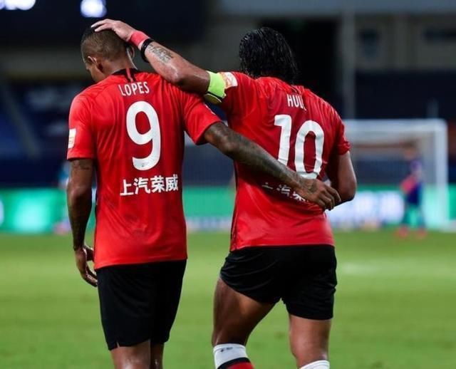  锋线|胡尔克离队已成定局 洛佩斯成上港锋线杀器