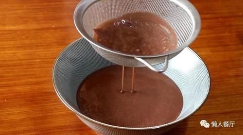  懒人|不用打发淡奶油，不用加蛋黄，教你懒人脆皮雪糕的做法，轻松学会