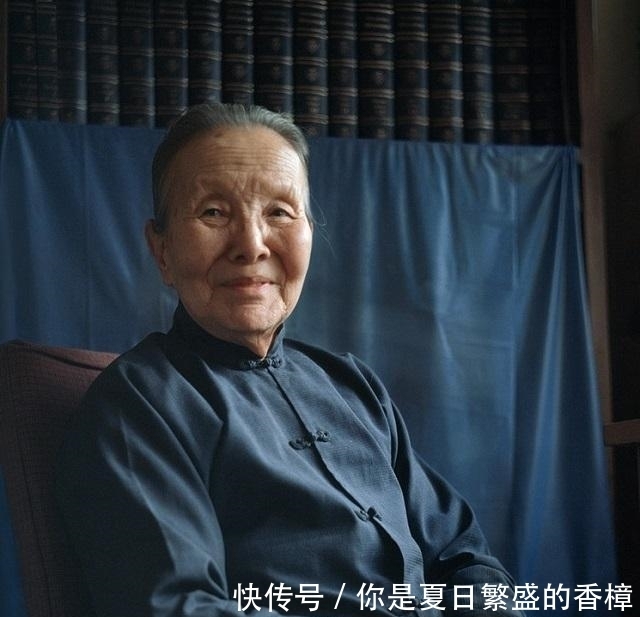  成就|她对儿子缺乏教育，死后墓碑惹来孙子“报复”，冰心一家贻笑大方