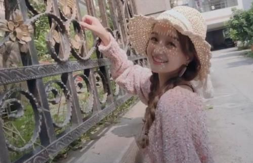  孩子的身高|130cm“袖珍女孩”走红，长相甜美，身姿曼妙，网友：还以为有170