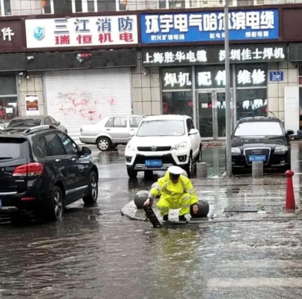 奋战|吉林长春交警全力奋战“美莎克”