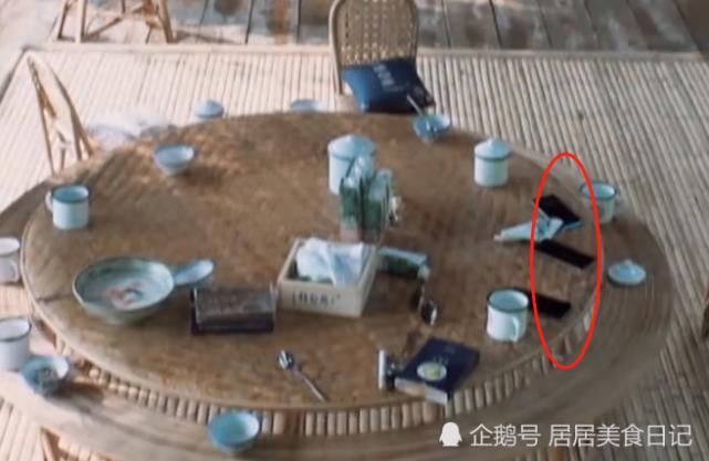  向往|《向往4》蘑菇屋下冰雹，桌上手机全被淋湿，导演却无动于衷！