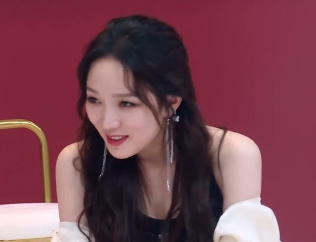  孟佳|孟佳被淘汰，金晨躲过一劫，只因她无法躲过这6道坑