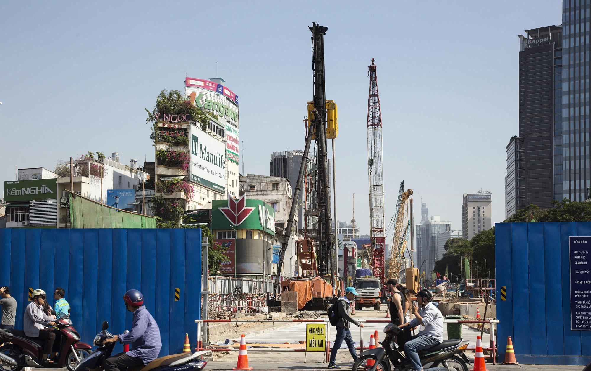 护照上盖|中国原藩属国:却占南海29个岛,如今因南海不愿在我国护照盖章