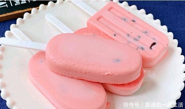 好吃|为大家介绍几款简单又好吃的自制雪糕,自己在家都可以做哦!