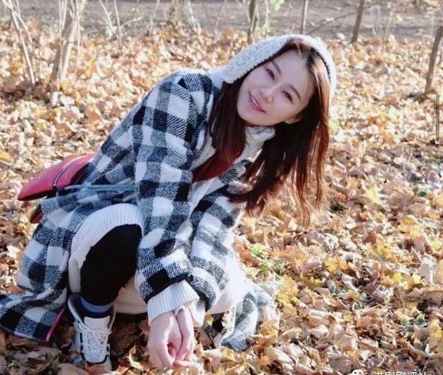  小生|TVB小生萧正楠穿女装粉嫩又可爱 两公婆爱秀爱斗嘴再度放闪