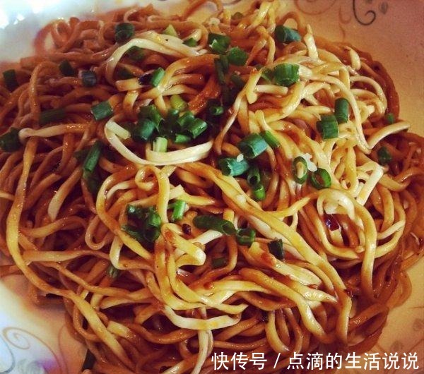 劲道|我家的面条做法超简单,又香又鲜又劲道,每次都能吃两大碗