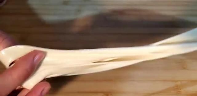  吃饺子|面条这样做，比手擀面劲道，出锅后比吃饺子还香