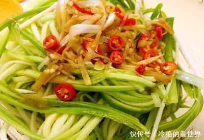  难怪|凉拌西葫，很多人第一步就做错了，难怪不好吃，大厨：这样做才对