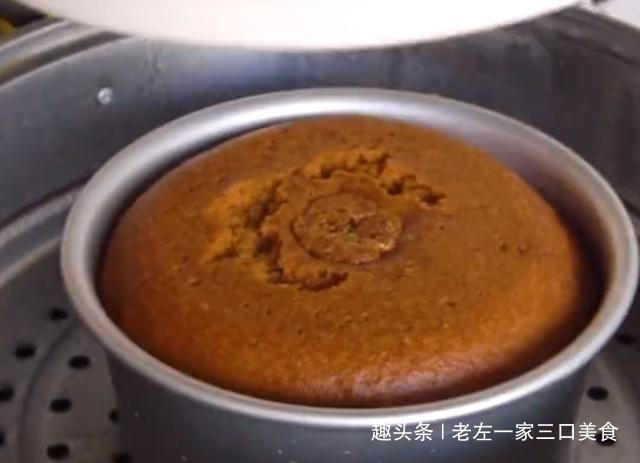 发糕|红糖发糕最快速做法,不用酵母粉不发面,蓬松柔软像蛋糕,真好吃