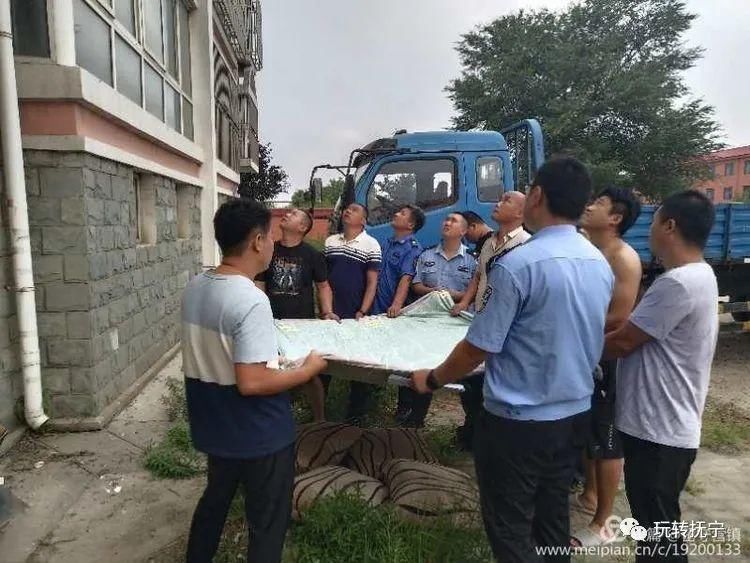 政府|抚宁轻生女孩得救了，有事儿还得找政府！