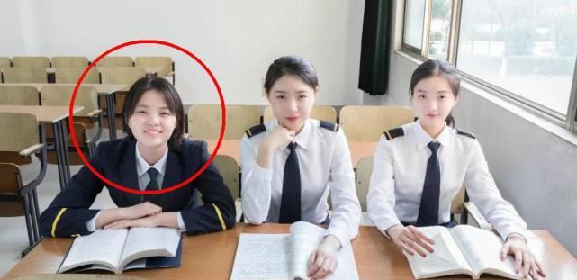  独自|她去可可西里就是为了死？女孩是飞行员专业，曾独自去非洲