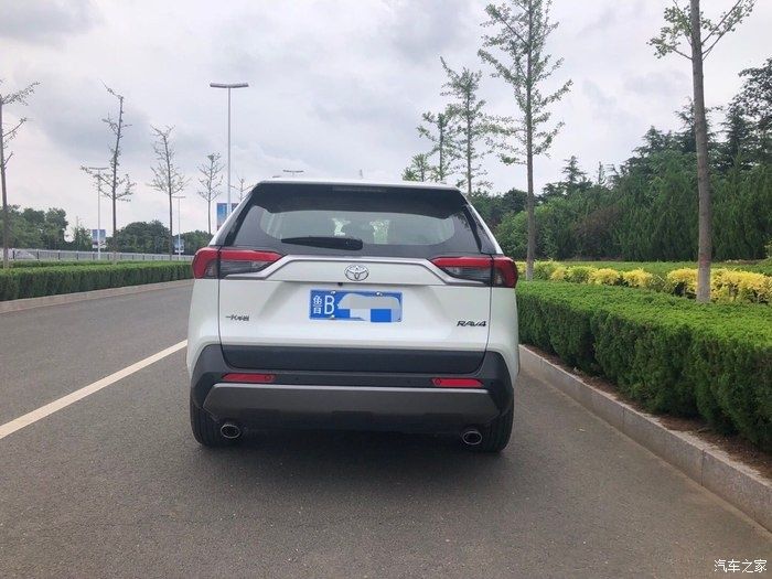  RAV4|初心不改，一眼万年，RAV4荣放提车半年使用有感