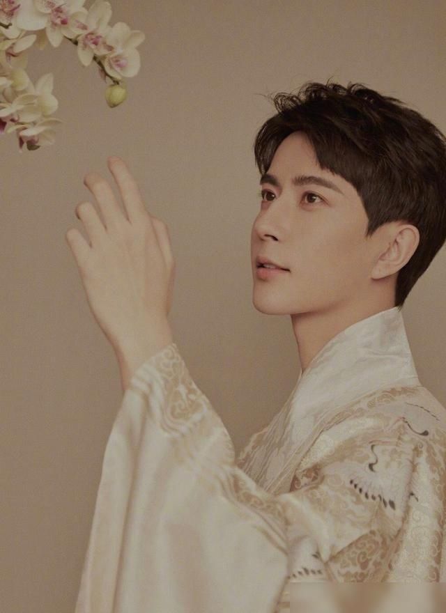 嫁给|孙怡自从嫁给董子健后,被婆家管得很严,现在她在娱乐圈处处受限