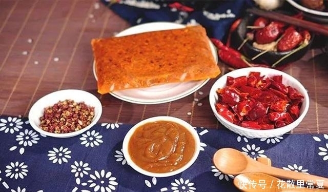 当代|卖出300亿!当代年轻人的首选原来是它,一家特产店已经月赚70万