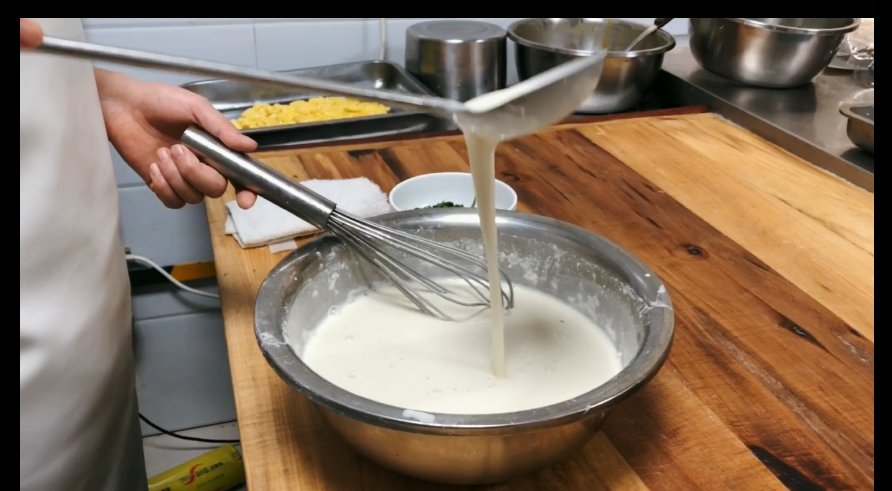 不破|在家怎么摊烙饼?煎饼柔软不破,卷炒土豆丝营养美味,孩子超爱吃