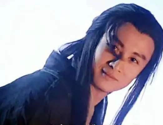 或许|看到他挥霍感情的姿态,57岁孙兴混得这么惨,或许不值得同情