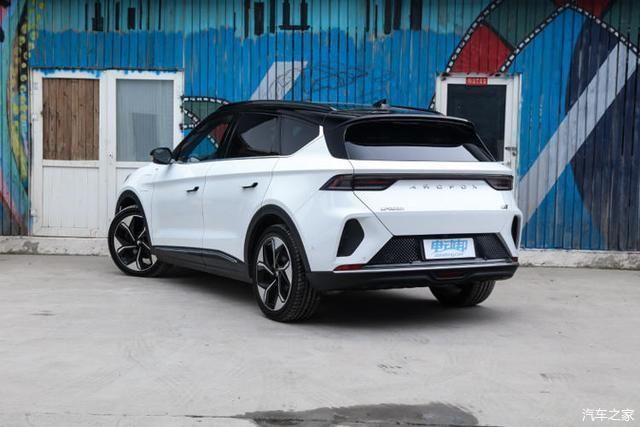  即将|预售28万起，续航最高653公里，ARCFOX αT即将上市