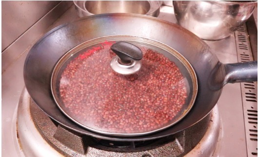 快速|豆沙馅:红豆不用泡、煮完不用炒,超简单快速做红豆沙