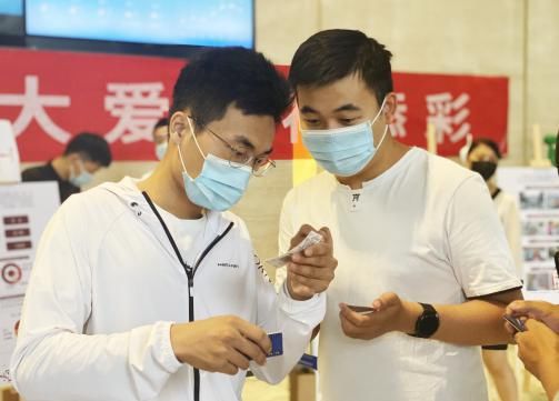 济南|“小礼大爱 为福添彩”——山东福彩走进济南万科中心