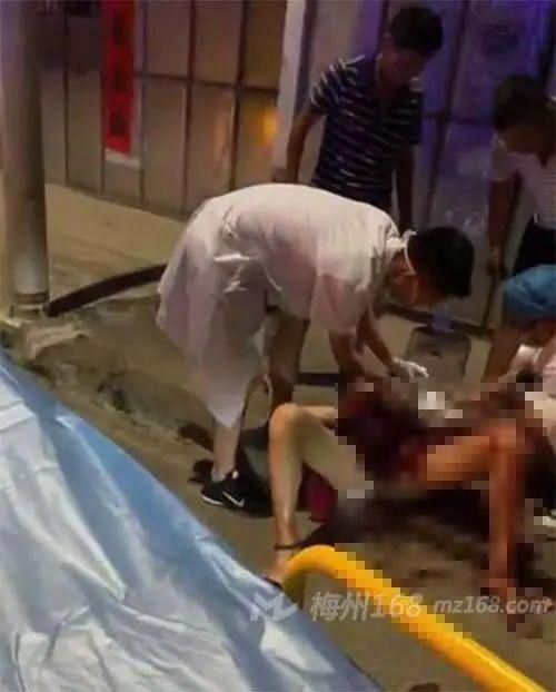  妇女|五华华城高速出口附近一妇女被大货车撞到！流了不少血…