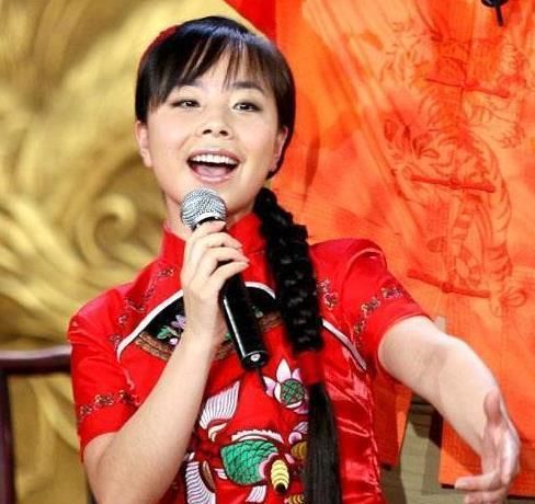  李玉刚|《星光大道》捧红的4位歌星，李玉刚名震中外，她却被封杀！