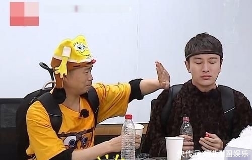 当众|贾乃亮有多卑微?被岳云鹏当众扇耳光,还得说谢谢!