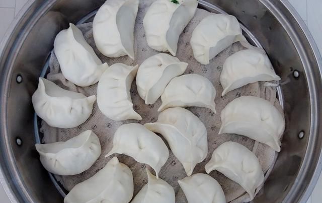  蒸饺|夏天，蒸饺就做这个馅，营养全面，味鲜又瘦身，一口就让食欲大开