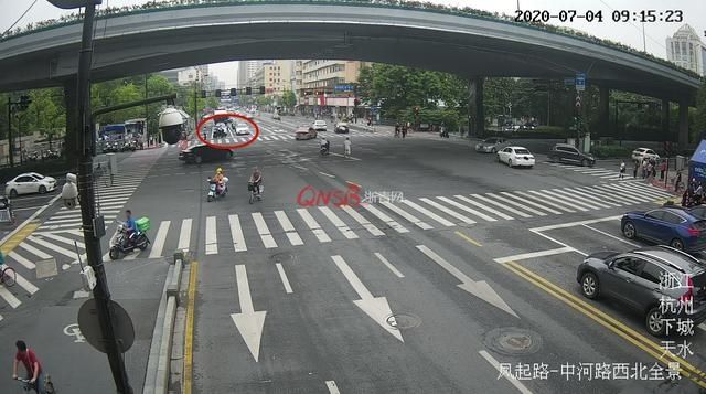  交警|小伙违章骑电瓶车路遇交警，拒不停车还跟交警“顶牛”