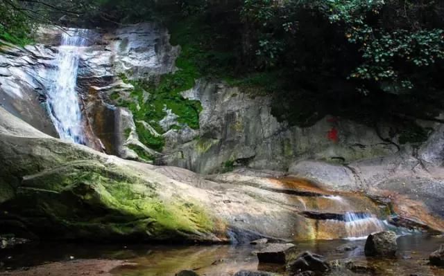  游山玩水|游山玩水，踏春赏花怎么能错过大美秦岭呢