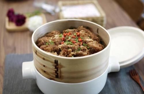  粉蒸排骨|入口即化的排骨？如此蒸排骨，香气扑鼻入口软糯