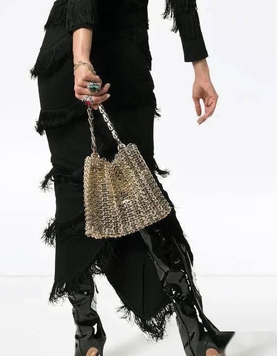 究竟|究竟为何大家如此“链链不舍”?!