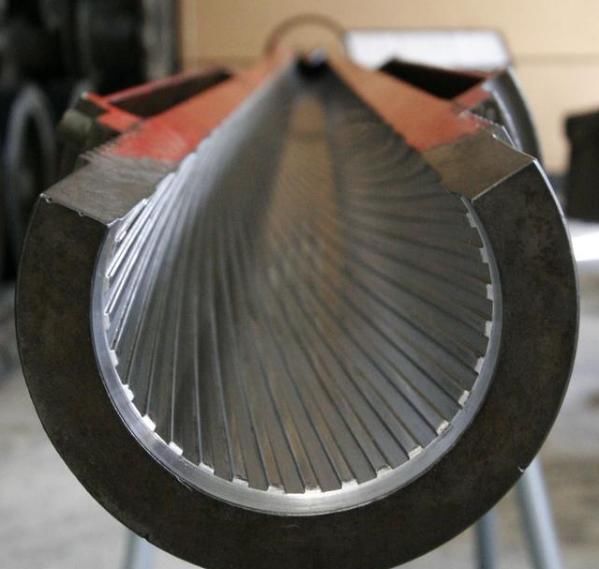 铁棒|枪管制造有多难,铸造件百分百炸膛,只能用铁棒钻孔