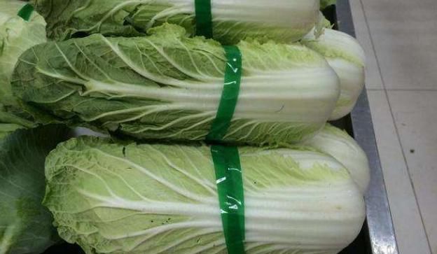  菜农|白菜包心期喷一喷醋，不仅可以量产而且营养足！买菜时候问问菜农