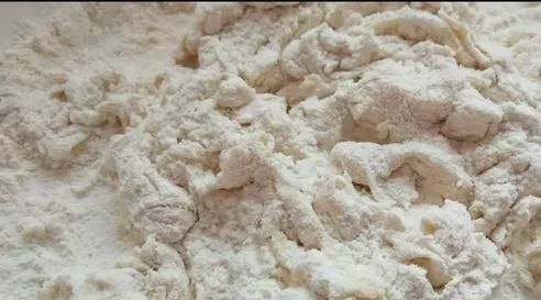 看着|面粉不要再做馒头了,教你新吃法,晶莹剔透有营养,看着就想吃