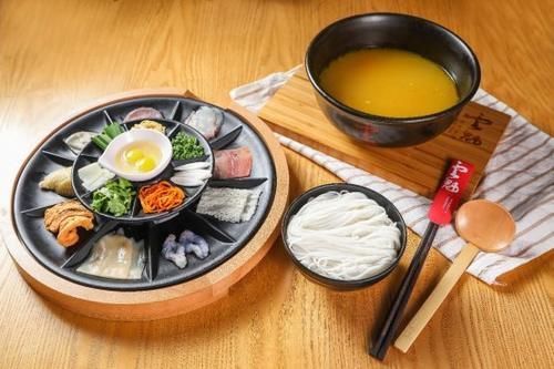 云魁|云魁过桥米线精选源头好食材,造就健康好味道