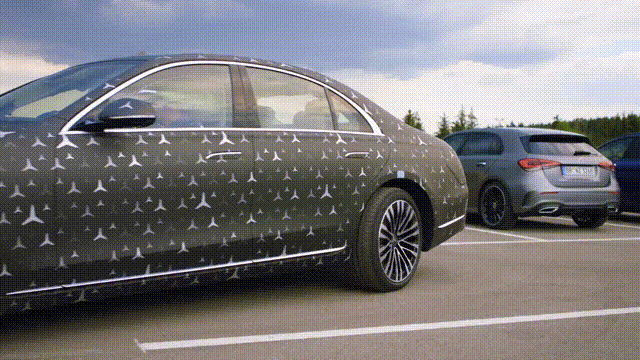 发明者|汽车发明者 再一次发明汽车 全新一代奔驰S级内饰及技术细节曝光