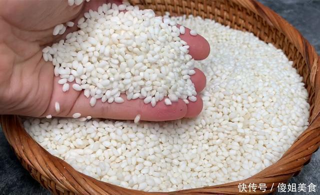 和粽子一样|糯米最近火了,这做法一看就会,香甜软糯又解馋,比吃肉还香