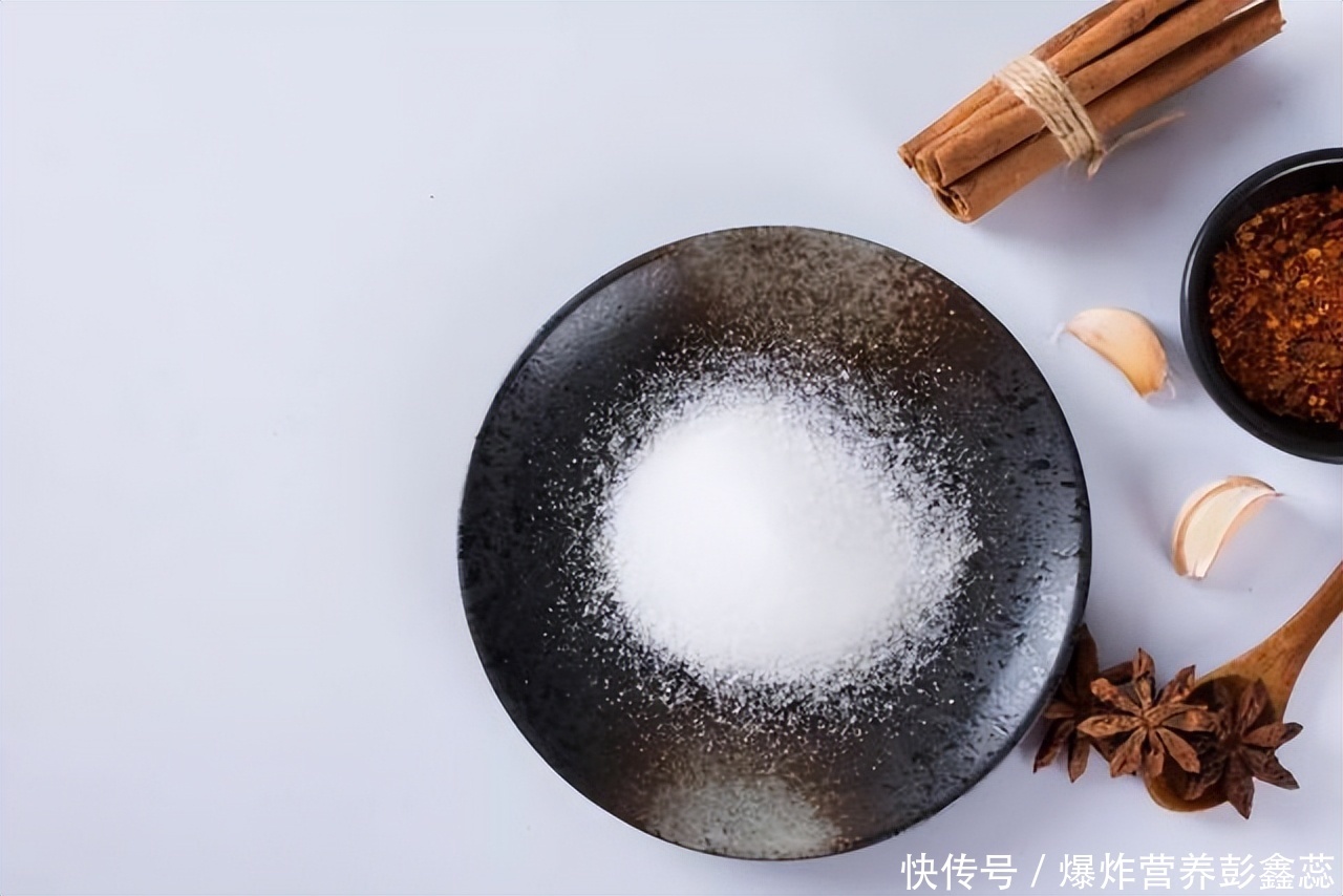 “低盐饮食”会增加患糖尿病患病风险？难道少吃盐未必健康？2023