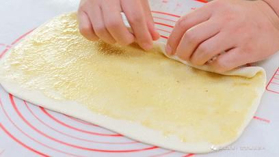 面团|坚果小花卷宝宝辅食食谱