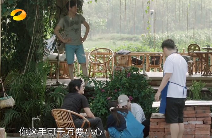  向往|《向往的生活》最“贵”女嘉宾，黄磊都不敢让她干活，坏了赔不起