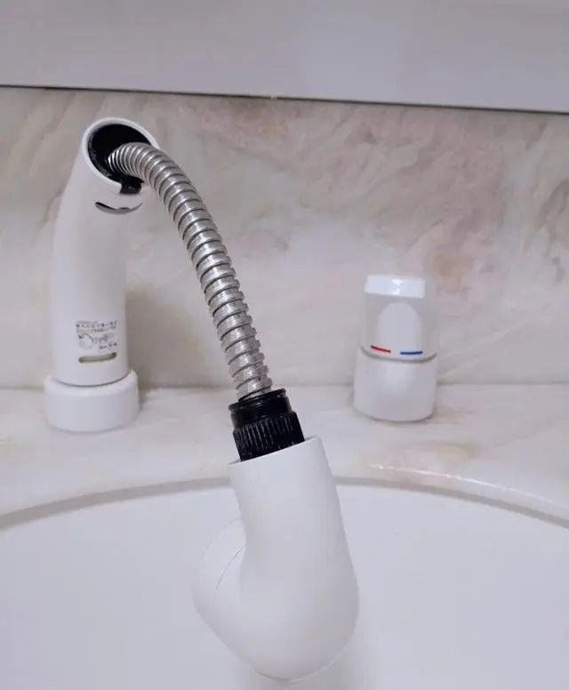  置物架|小卫生间如何设计更合理 16个实用设计让卫生间更整洁